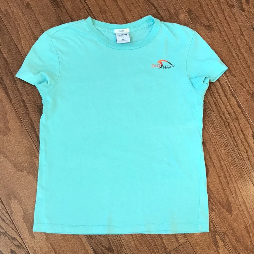 Tiny fit tee!  Surf, Sun, Fun  - Med girl